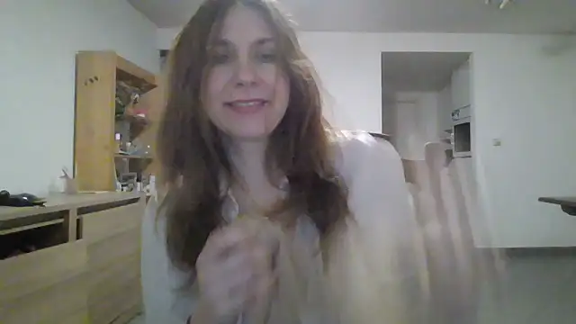 JasmineGlamour online show from February 15, 2:56 am