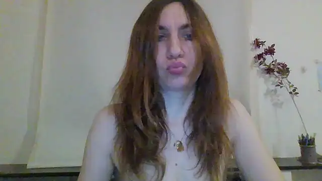 JasmineGlamour online show from February 20, 5:15 am