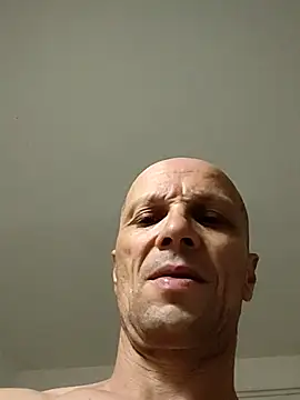 Snapshot of wedge75 chatting on September 15, 5:35 pm wedge75 online show from September 15, 5:35 pm