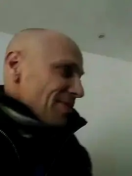 Snapshot of wedge75 chatting on January 25, 1:08 pm wedge75 online show from January 25, 1:08 pm