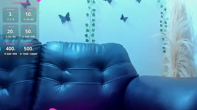 Amani Bakir online show from November 14, 1:04 pm