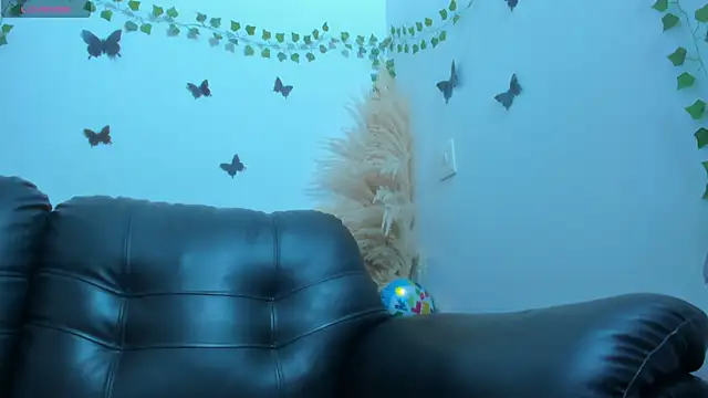 Amani Bakir online show from February 28, 12:16 pm