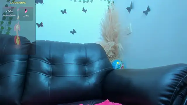 Amani Bakir online show from February 12, 12:05 pm