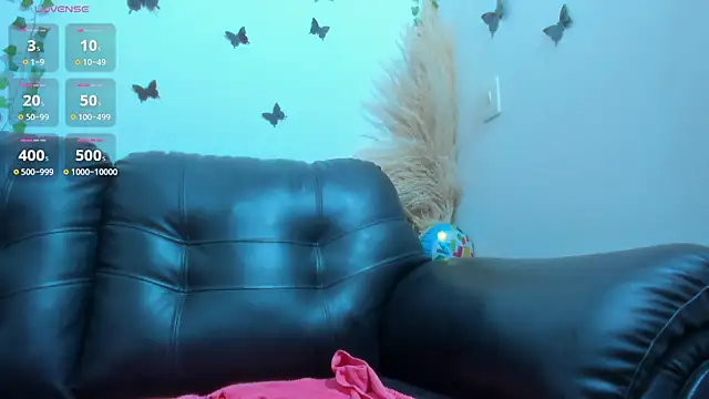 Amani Bakir online show from March 28, 2:51 pm