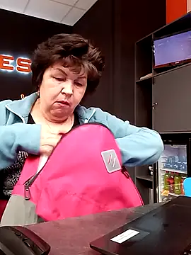 Snapshot of FantasyMichelle chatting on April 8, 7:15 pm FantasyMichelle online show from April 8, 7:15 pm