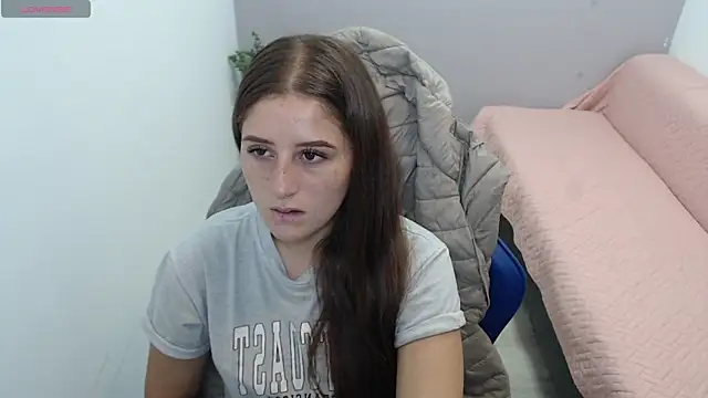 valerie diaz1 online show from February 3, 1:27 pm