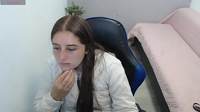 valerie diaz1 online show from February 25, 1:44 pm