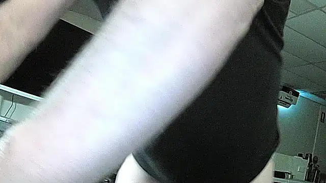 Nice8inchaussie online show from October 13, 8:49 am