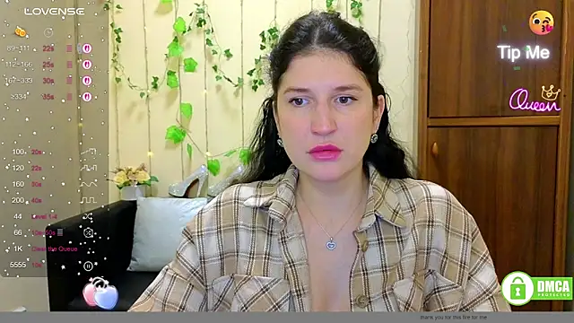 Alianna Solo Kisses online show from March 20, 12:28 pm