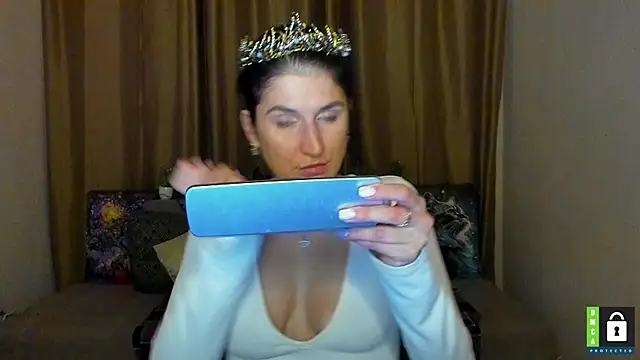 Alianna Solo Kisses online show from November 27, 12:27 pm