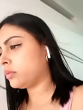 MelannyBell online show from February 10, 6:13 pm