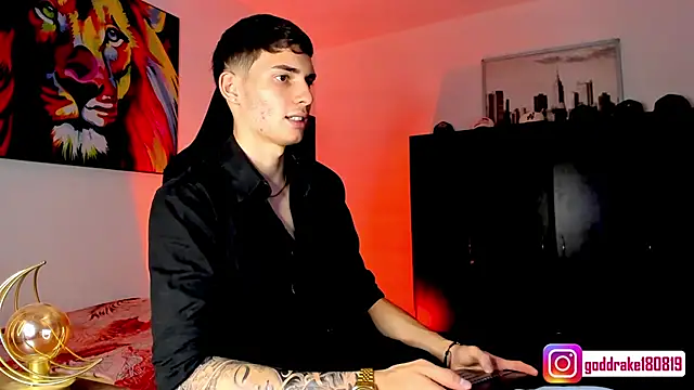 god drake online show from December 10, 10:26 pm