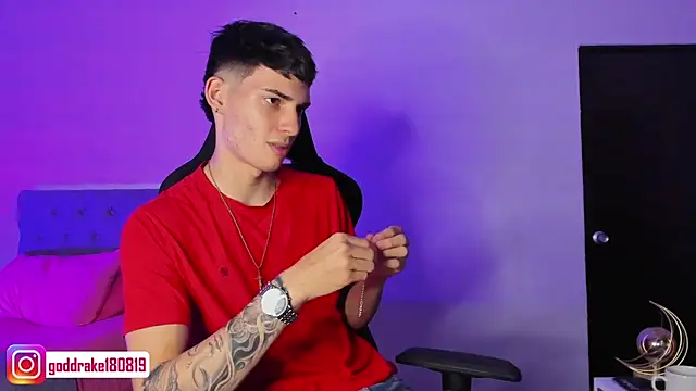 god drake online show from February 4, 4:59 am