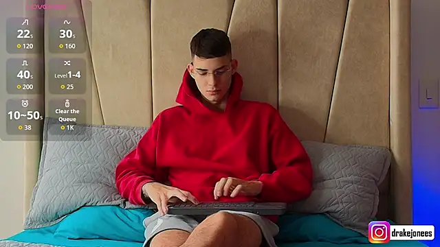 god drake online show from December 3, 3:00 pm