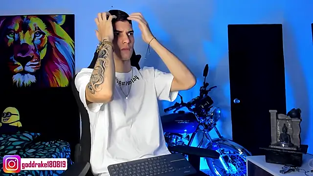 god drake online show from January 3, 1:02 pm