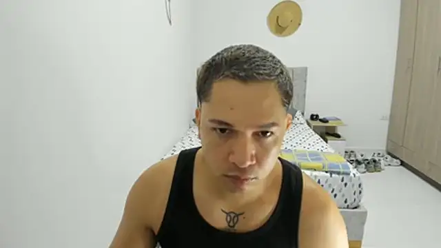 Snapshot of Valerioe chatting on June 17, 3:55 pm Valerioe online show from June 17, 3:55 pm