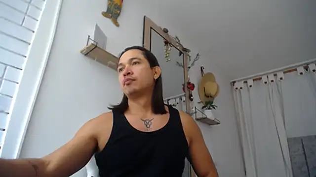 Valerioe online show from December 5, 1:32 pm