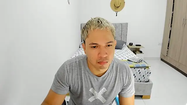 Valerioe online show from May 28, 8:44 am