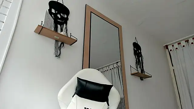 Valerioe online show from November 2, 1:16 pm