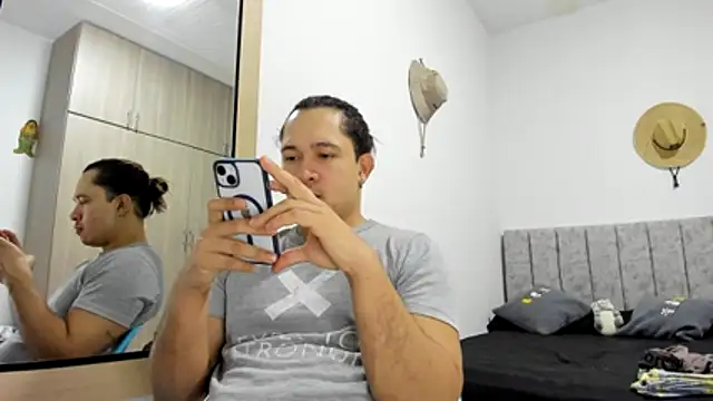 Valerioe online show from March 13, 2:22 pm