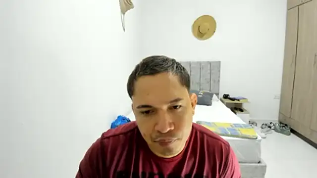 Snapshot of Valerioe chatting on June 19, 3:40 pm Valerioe online show from June 19, 3:40 pm