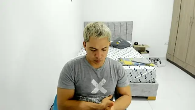 Valerioe online show from May 30, 8:31 am