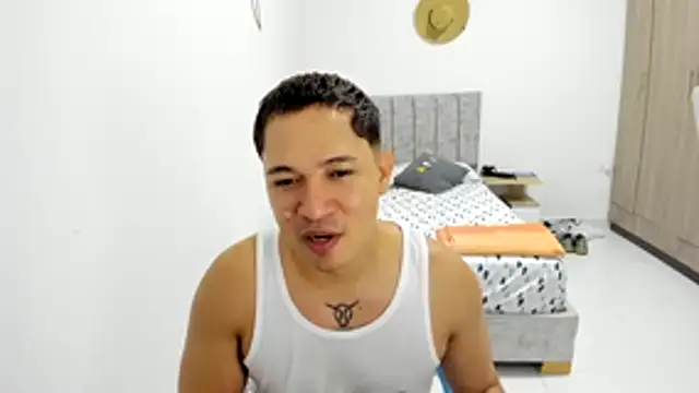 Snapshot of Valerioe chatting on July 14, 5:08 pm Valerioe online show from July 14, 5:08 pm