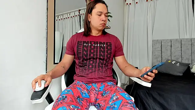 Valerioe online show from November 6, 1:04 pm