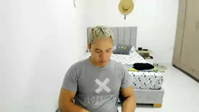 Valerioe online show from May 26, 8:34 am