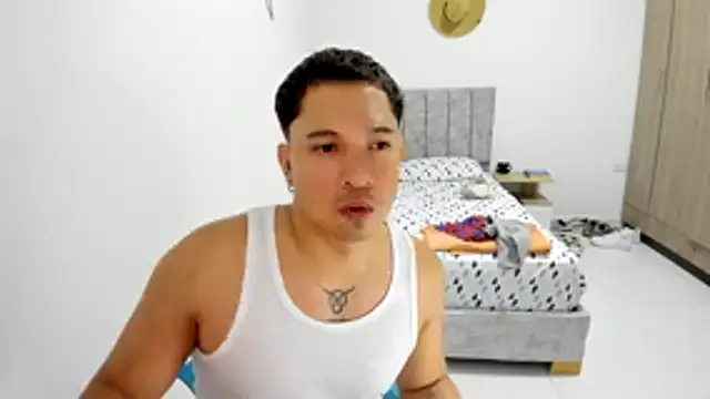 Snapshot of Valerioe chatting on July 16, 9:56 pm Valerioe online show from July 16, 9:56 pm