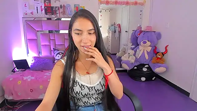 AriadnaCappelletty online show from April 11, 4:43 pm