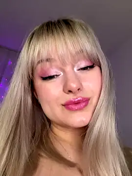 Blonde20 online show from October 17, 7:48 pm