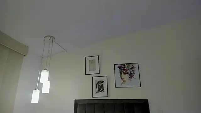 Snapshot of helen_mooree chatting on June 20, 12:54 pm helen mooree online show from June 20, 12:54 pm