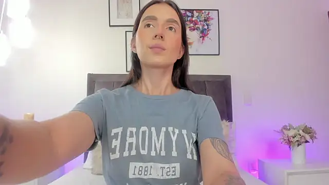 helen mooree online show from April 10, 12:45 pm