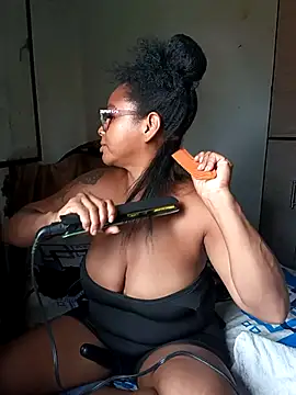 Snapshot of Melanie_candy_ chatting on October 8, 7:14 pm Melanie candy online show from October 8, 7:14 pm