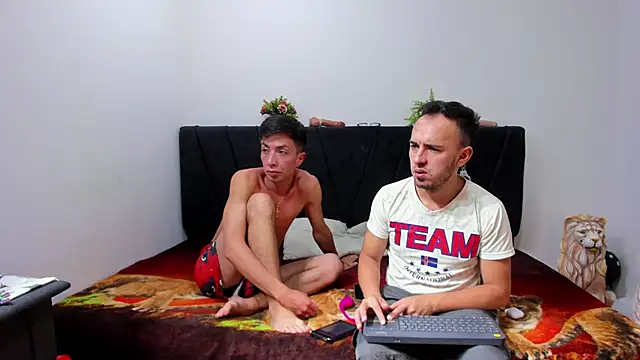 big-dicktop23 online show from March 26, 3:16 am