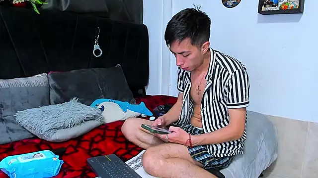 big-dicktop23 online show from June 7, 5:01 am