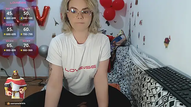 hotmilf4uxxx online show from March 20, 9:32 am