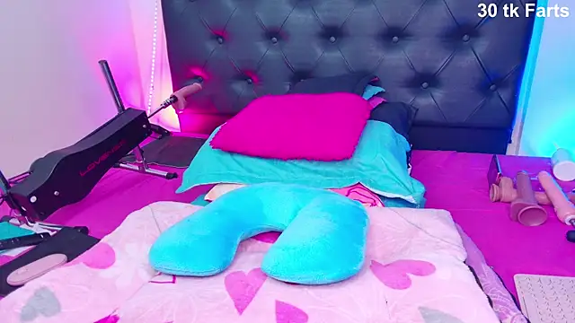 Snapshot of Adriana-55 chatting on October 14, 4:02 am Adriana-55 online show from October 14, 4:02 am