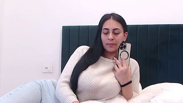 Aimeclark online show from April 7, 8:16 am