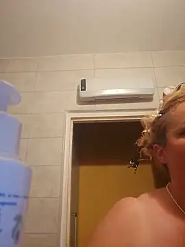 VirginiaNurse online show from June 10, 7:37 pm
