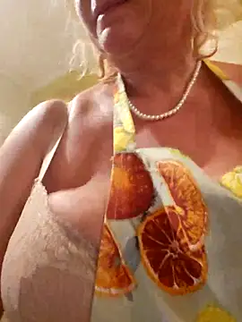 VirginiaNurse online show from November 28, 8:09 pm