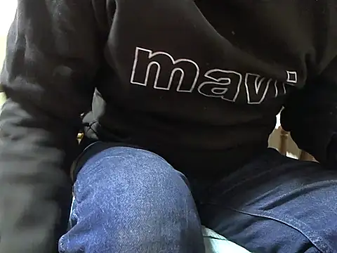 zormen355 online show from October 31, 6:37 pm