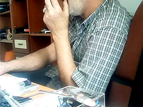 Snapshot of zormen355 chatting on June 27, 9:59 am zormen355 online show from June 27, 9:59 am