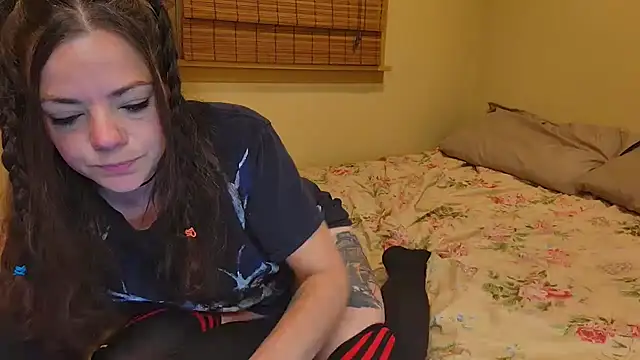 MiaElizabeth online show from November 7, 8:52 am