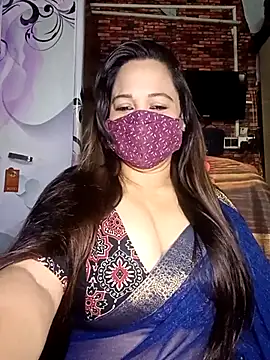 Snapshot of albelasummi702 chatting on November 9, 1:42 am albelasummi702 online show from November 9, 1:42 am