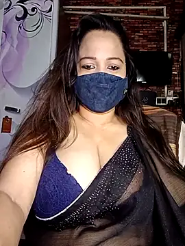 Snapshot of albelasummi702 chatting on November 28, 3:17 am albelasummi702 online show from November 28, 3:17 am