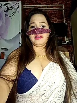 Snapshot of albelasummi702 chatting on November 15, 3:54 am albelasummi702 online show from November 15, 3:54 am