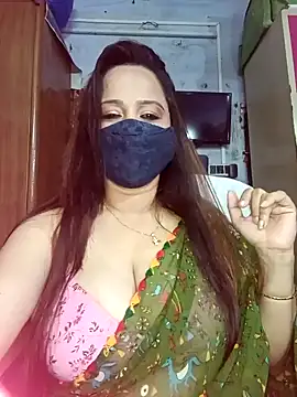 Snapshot of albelasummi702 chatting on February 12, 4:11 pm albelasummi702 online show from February 12, 4:11 pm