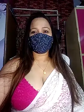 Snapshot of albelasummi702 chatting on February 22, 1:22 am albelasummi702 online show from February 22, 1:22 am